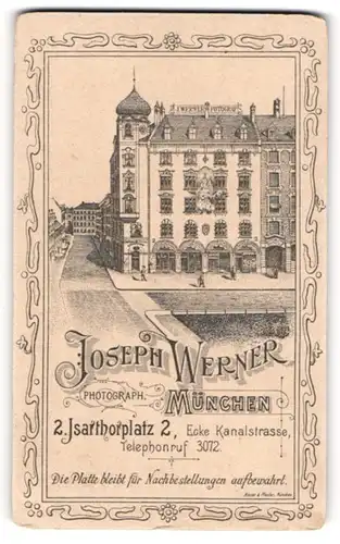 Fotografie Joseph Werner, München, rückseitige Ansicht München, Atelier Isarthorplatz 2, vorderseitig Portrait
