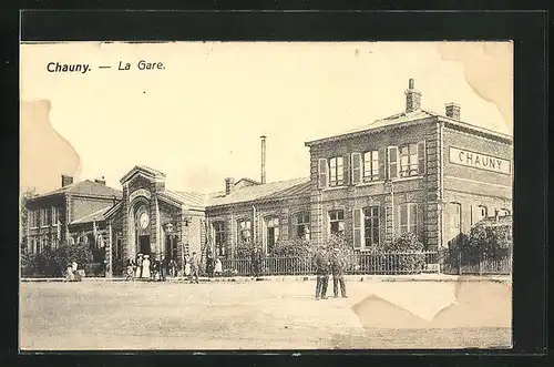 AK Chauny, La Gare, Bahnhof