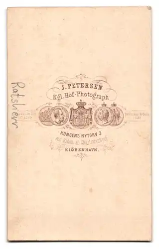 Fotografie J. Petersen, Kjöbenhavn, Portrait Ratsherr in Robe mit Orden, um 1860