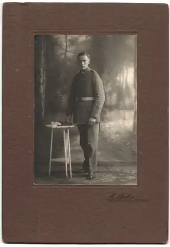 Fotografie H. Spahn, Grafenwöhr, junger Soldat in Feldgrau, Schulterstück Rgt. 3