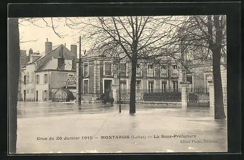 AK Montargis, Crue de 1910, La Sous-Préfecture, Hochwasser