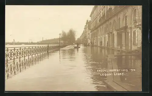 AK Angers, Inondations 1910, Le Quai Ligny, Hochwasser