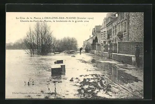 AK Chalons-sur-Marne, Hochwasser / Crue de la Marne 1910, Chemin du Port-de-Marne