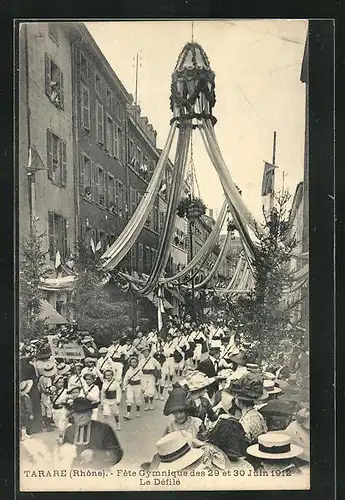 AK Tarare, Turnfest / Fete Gymnastique des 29 et 30 Juin 1912, Le Défilé
