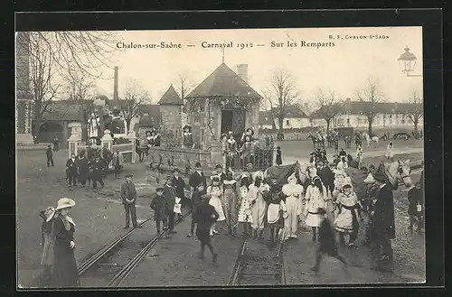 AK Chalon-sur-Saone, Carnaval 1912, Sur les Remparts, Fasching