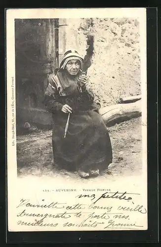 AK Auvergne - Vieille Fileuse, Greise Spinnerin