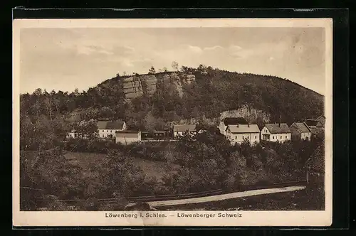 AK Löwenberg, Löwenberger Schweiz, Ortsansicht aus der Vogelschau