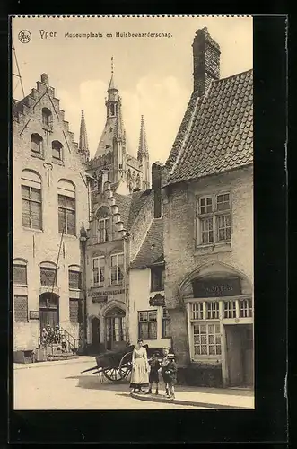 AK Ypres, Place du Musée et Conciergerle