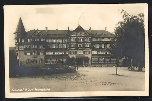 AK Oberhof /Th., Schlosshotel mit Einfahrt