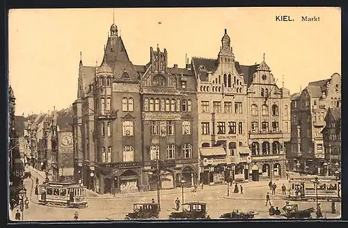 AK Kiel, Café und Strassenbahn auf dem Markt