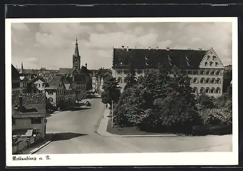AK Rothenburg o. Tbr., Strasse in die Stadt, Blick zur Kirche