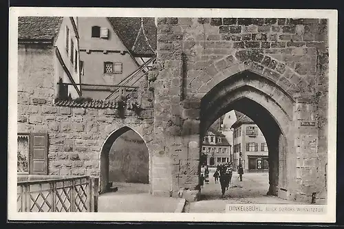 AK Dinkelsbühl, Blick durch das Wörnitztor