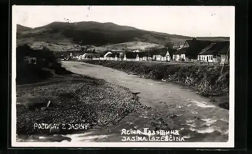 AK Jasina, Flusspartie mit Orts- und Bergpanorama