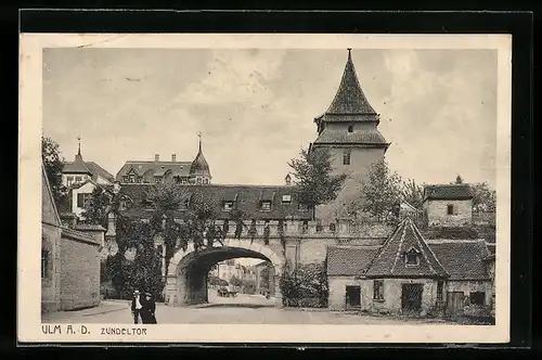 AK Ulm a. d. Donau, das Zundeltor