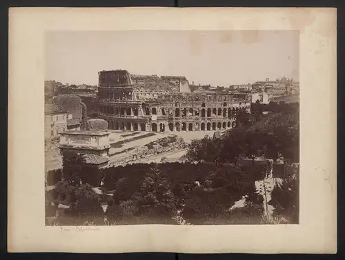 Fotografie unbekannter Fotograf, Ansicht Rom, Colosseum, Ruine des Kolosseum