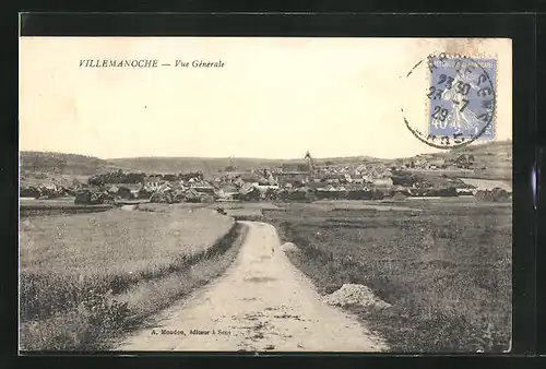 AK Villemanoche, Vue generale, l'Eglise