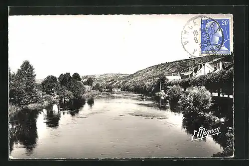 AK Vincelottes, Les Bords de l'Yonne, vom Wasser gesehen