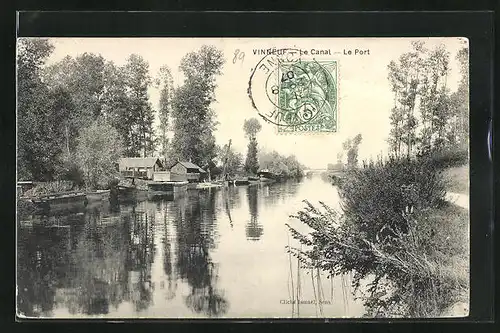 AK Vinneuf, Le Canal, Le Port