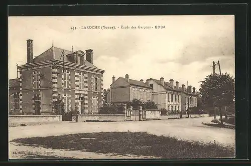 AK Laroche, École des Garcons