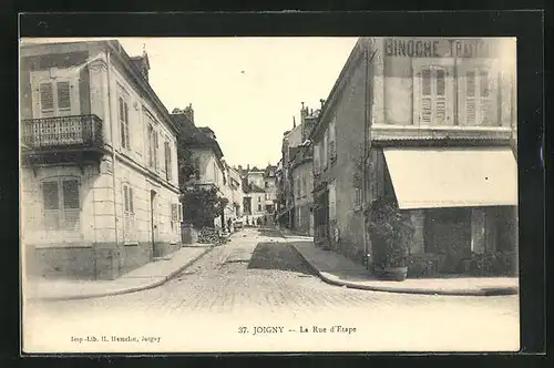 AK Joigny, La Rue d`Etape, Blick in die Strasse
