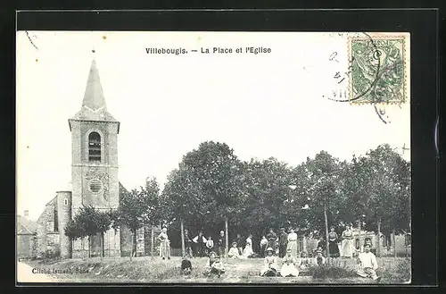 AK Villebougis, La Place et l`Eglise