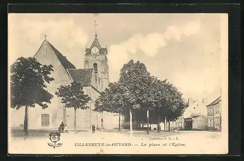 AK Villeneuve-la-Guyard, La place et l`Église