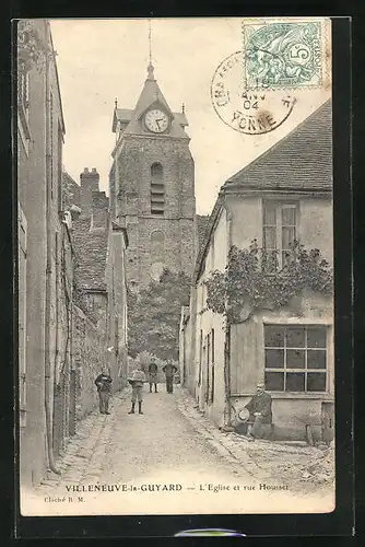 AK Villeneuve-la-Guyard, L'Eglise et rue Housset
