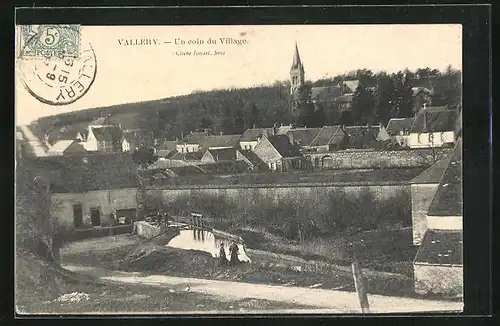 AK Vallery, Un coin du Village