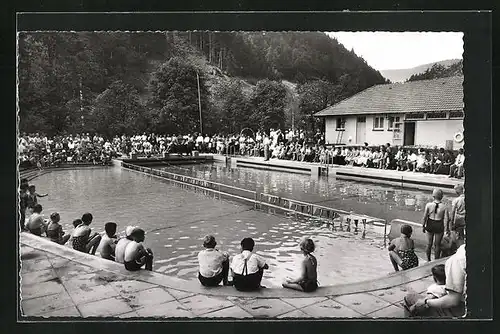 AK Todtmoos, Badegäste im Schwimmbad