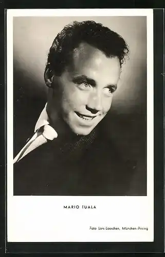 AK Schauspieler Mario Tuala mit lächelndem Gesicht
