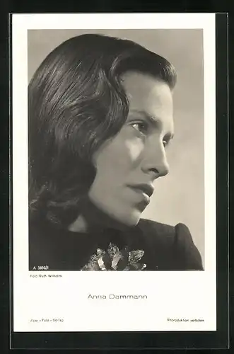 AK Schauspielerin Anna Dammann
