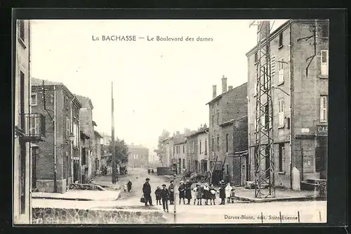 AK La Bachasse, Le Boulevard des Dames