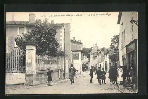 AK La Mothe-Saint-Héray, la Rue du Grand-Logis