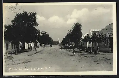 AK Parndorf, Strassenpartie im Ort