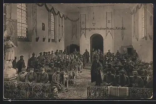 AK Kriegsgefangene in einer französischen Kirche