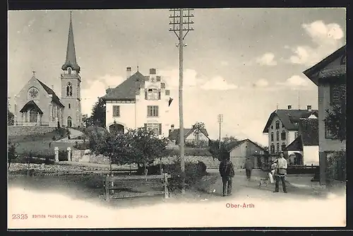 AK Ober-Arth, Ortspartie mit Kirche und Einwohnern, Postbote