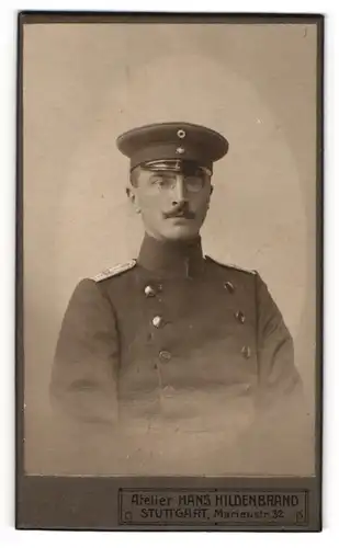 Fotografie Hans Hildebrand, Stuttgart, Offizier in Uniform Inf. Rgt. 121 „Alt-Württemberg“
