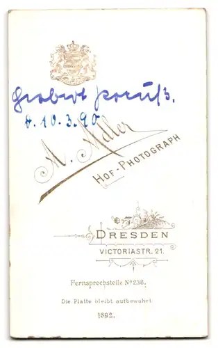 Fotografie A. Adler, Dresden, niedlicher Knabe Herbert Preuss mit Hut