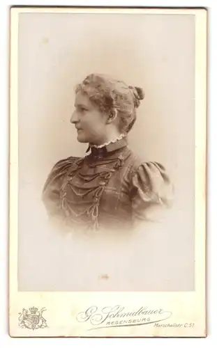 Fotografie G. Schmidbauer, Regensburg, junge Frau Fanny Lierdner, 1898
