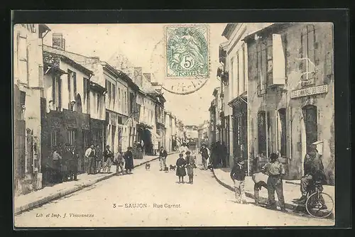 AK Saujon, Rue Carnot, Strassenpartie