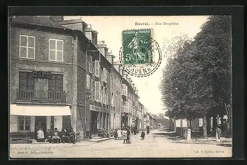 AK Rocroi, Rue Dauphine, Strassenpartie