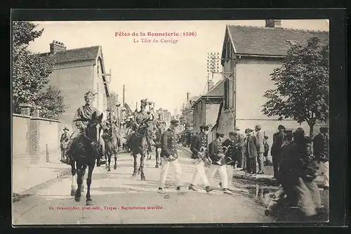 AK Troyes, Fetes de la Bonneterie 1926, la Tete du Cortége