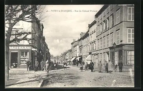 AK Vitry-le-Francois, Rue du Colonel Pickard