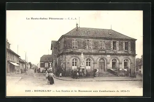 AK Ronchamp, Les Ecoles et le Monument aux Cambattants de 1870-71