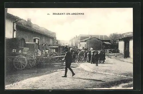 AK Brabant-en-Argonne, Wagen vom Roten Kreuz