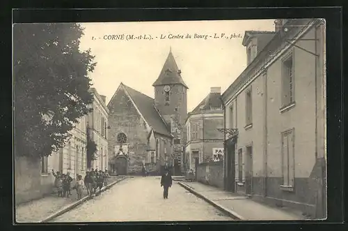 AK Corné, Le Centre du Bourg