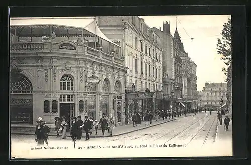 AK Angers, La rue d'Alsace, au fond la Place du Ralliement