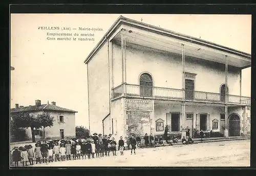 AK Feillens, Mairie-écoles, Emplacement du marché, Gros marché le vendredi