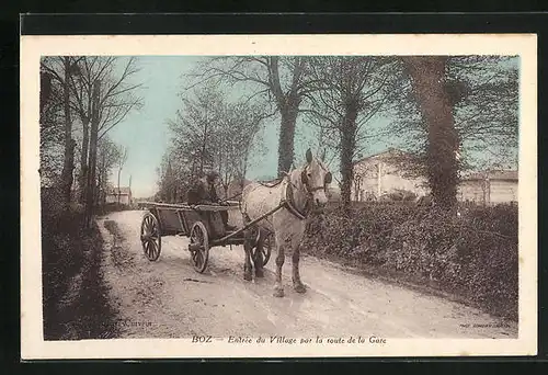 AK Boz, Entrée du Village par la route de la Gare