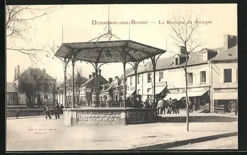 AK Dompierre-sur-Besbre, Le Kiosque de musique